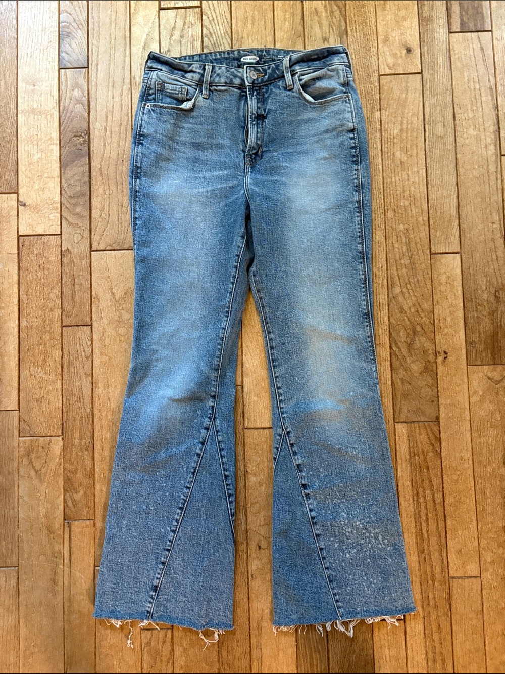 Old Navy Blue Flare Jeans — Mid Wash Distressed Hem
